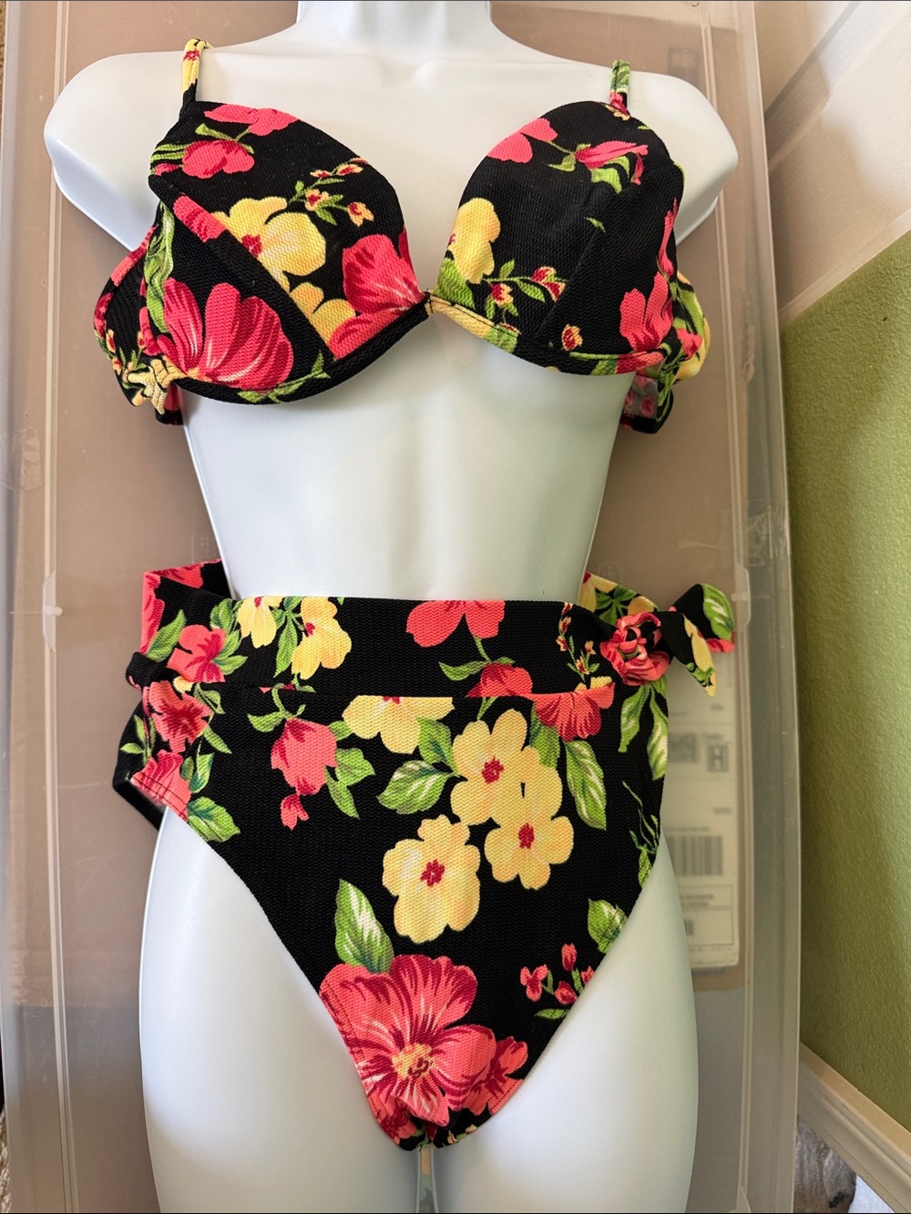 Vintage High-Waist Floral Bikini set - Black with Yellow & Pink Flowers